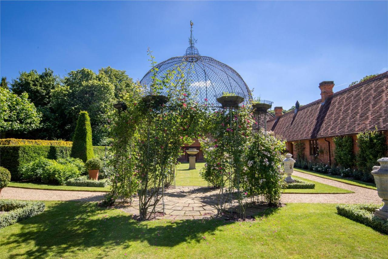 The Five Arrows Hotel Waddesdon Dış mekan fotoğraf